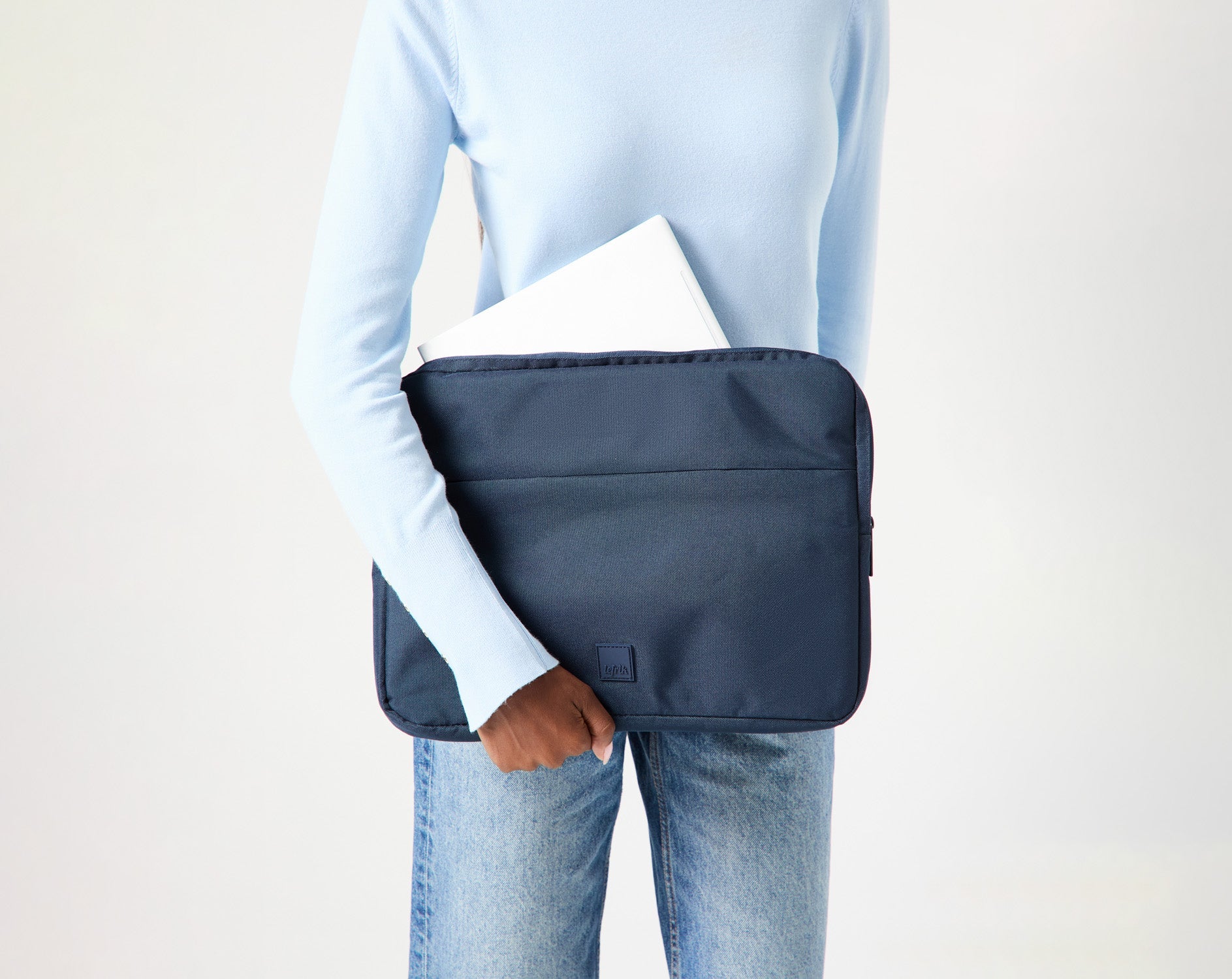 Capture Laptop Case Collection - Lefrik