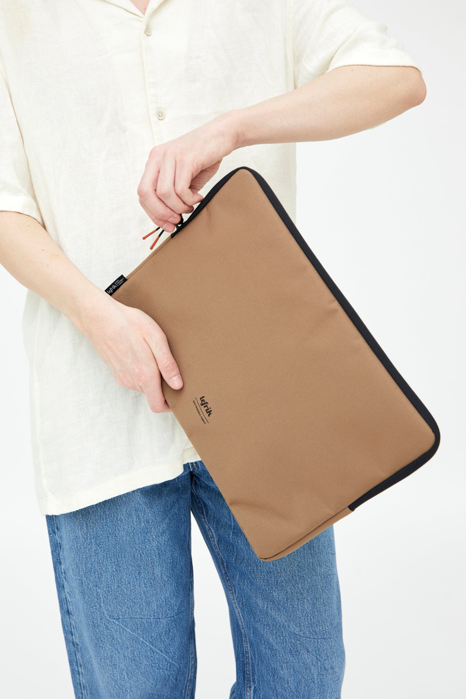 Capture Laptop Case 15" Camel - Lefrik